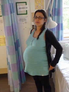 Mummy pregnant - Aidan's story - motherhooddiaries.com