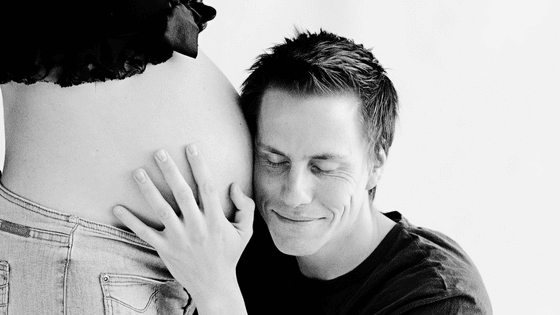 feeling a kick - motherhooddiaries