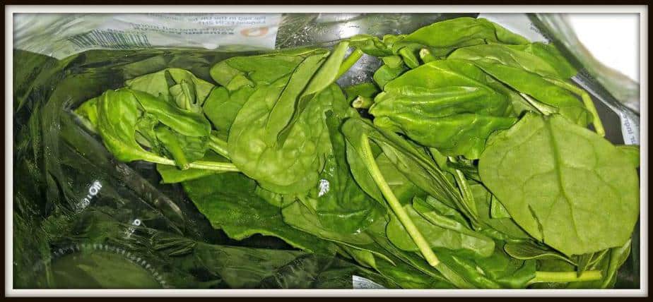 Small bunch of spinach finely chopped