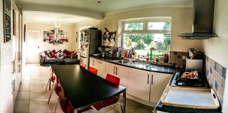 Should you revamp your family kitchen or buy a new one?