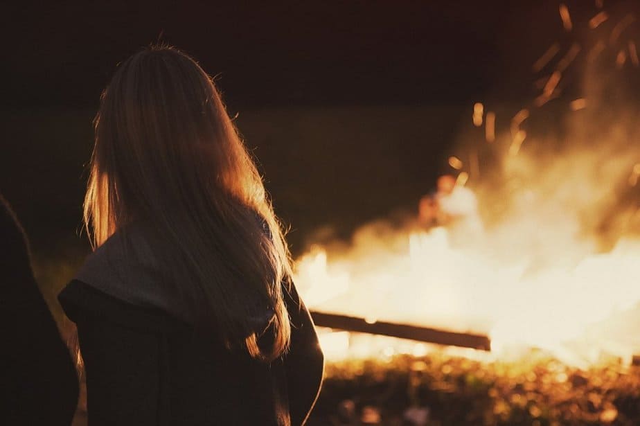 4 top tips for a fun garden-friendly Bonfire Night