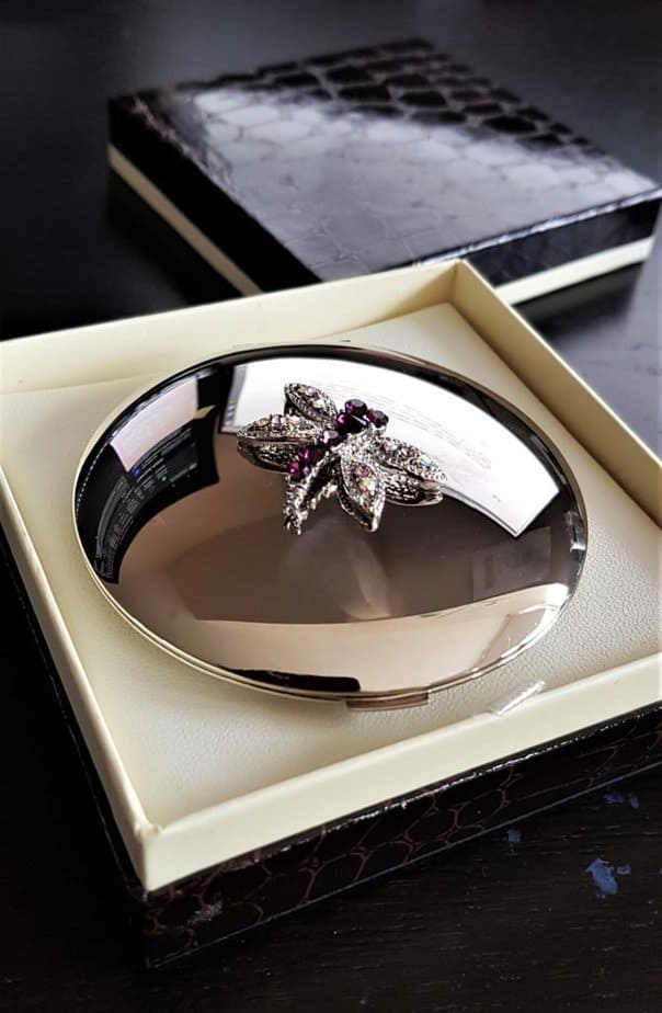 Personalised engraved dragonfly mirror from The Gift Experience