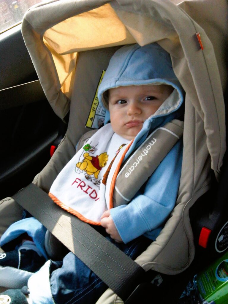 Infant car seat no isofix - how to choose a car seat