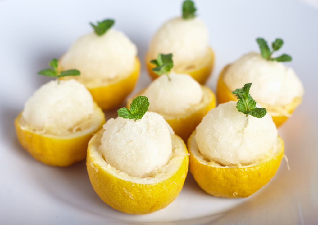 Lemon sorbet - easy dishes for family dinner party