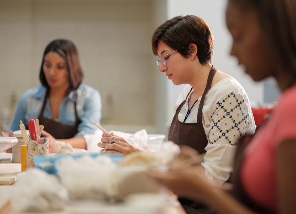 experience gift ideas for Mom - last minute