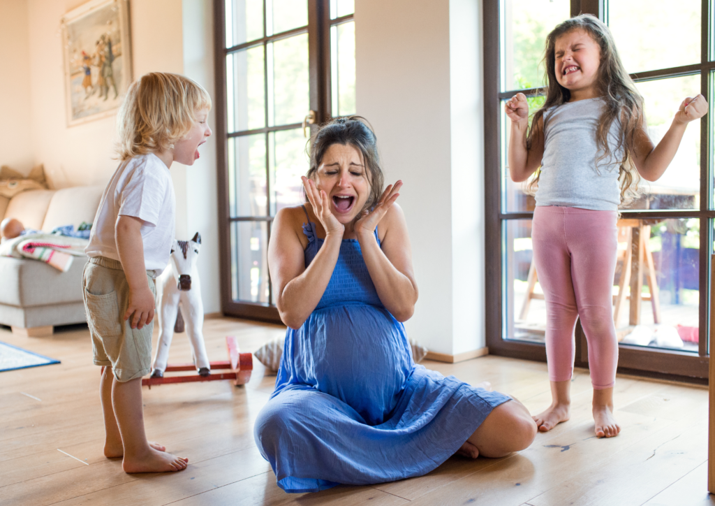 pregnancy announcement to older siblings