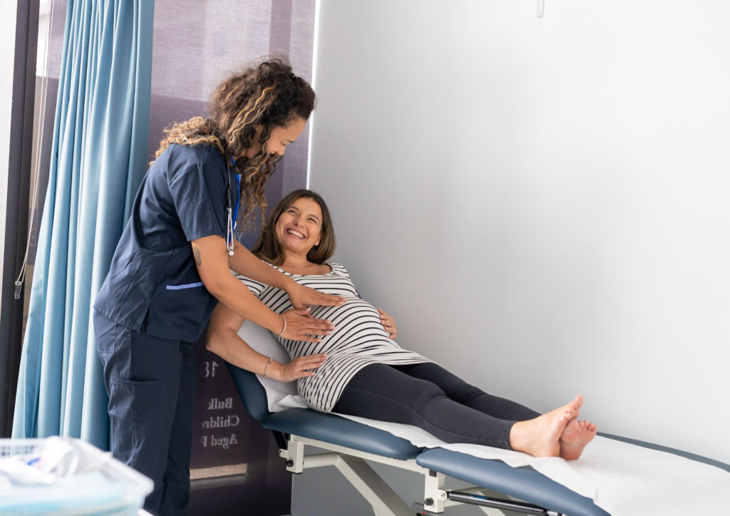 Midwife vs. doctor: what is the difference?